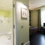 Apartahotel Cavalieri Palace Luxury Residences 3*