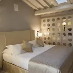 Cavalieri Palace Luxury Residences 3*
