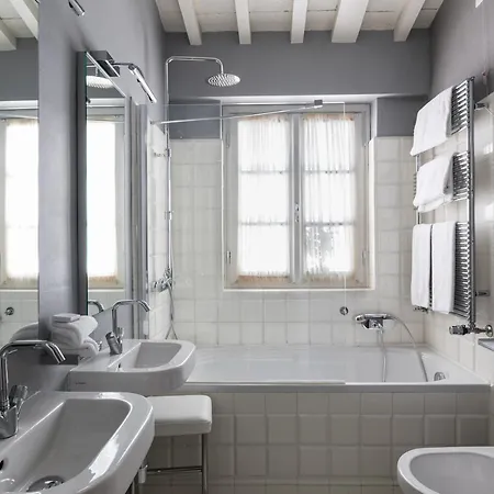 Cavalieri Palace Luxury Residences 3*