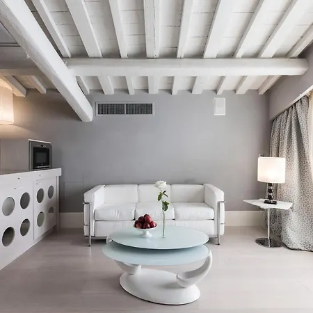 Cavalieri Palace Luxury Residences Aparthotel Firenze