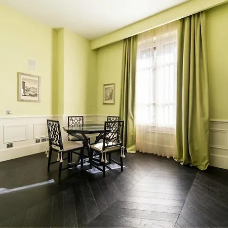 Cavalieri Palace Luxury Residences 2* Firenze