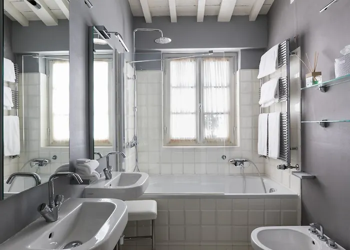 Cavalieri Palace Luxury Residences 3*