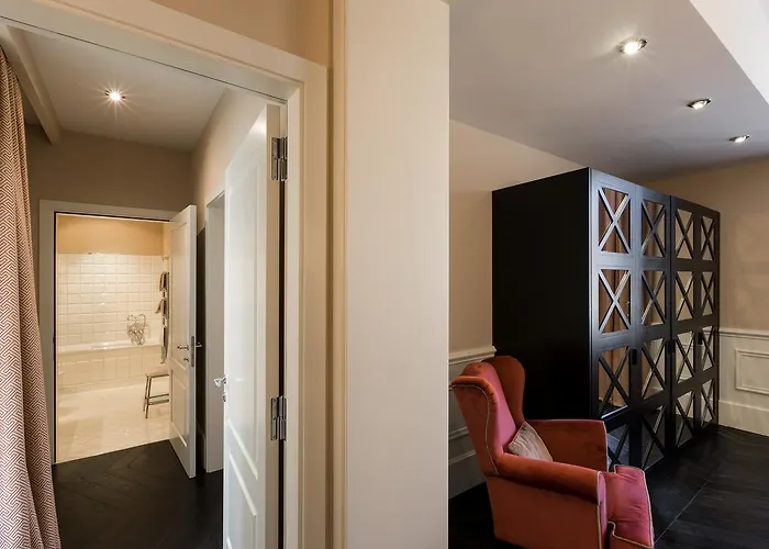 Cavalieri Palace Luxury Residences 3* Florence