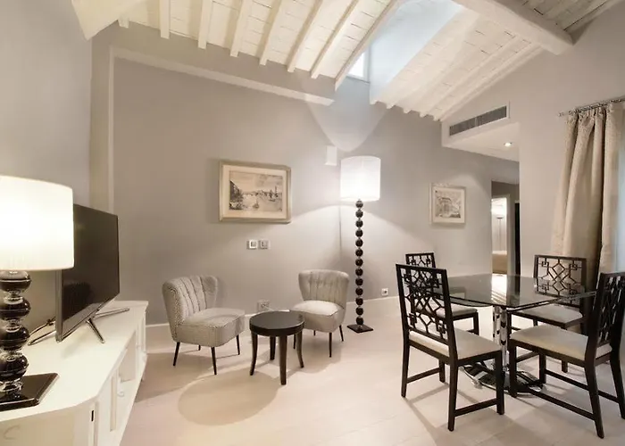 Aparthotel Cavalieri Palace Luxury Residences