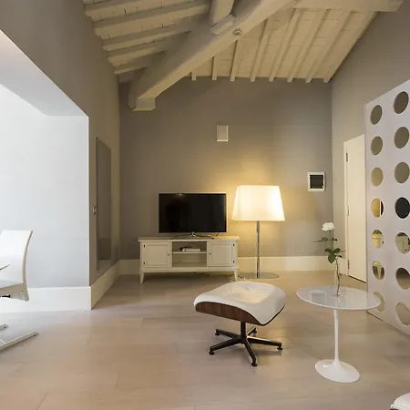 Cavalieri Palace Luxury Residences 3*