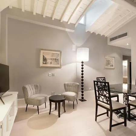 Apartahotel Cavalieri Palace Luxury Residences